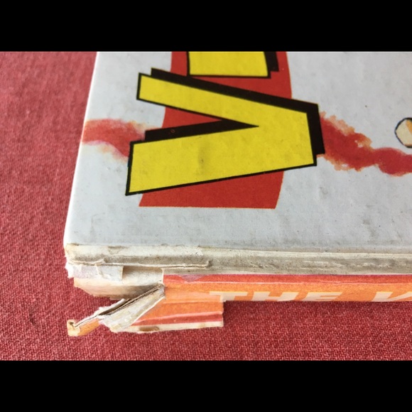 1969 Victor Book for Boys D C Thomson - Picture 3 of 8